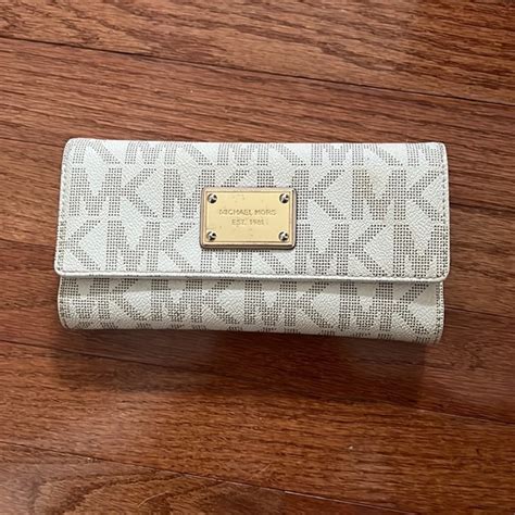 michael kors jet set checkbook wallet vanilla|bolso Michael Kors jet set.